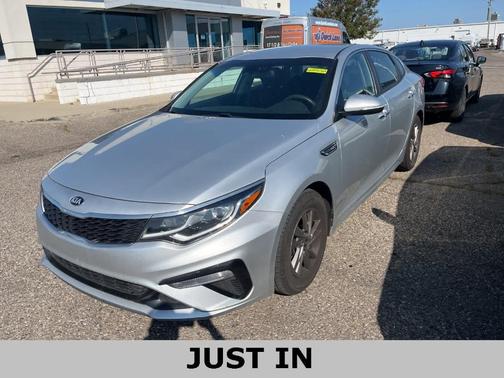 2020 Kia Optima LX