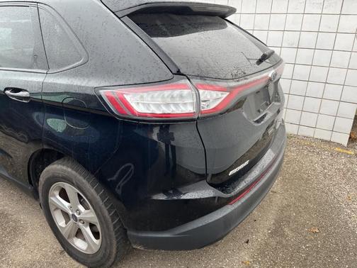 2018 Ford Edge SE