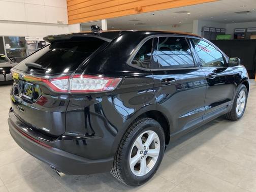 2018 Ford Edge SE