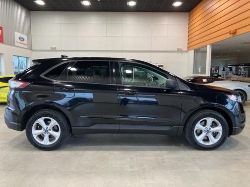 2018 Ford Edge SE