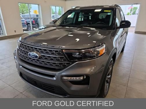Carbonized Gray Metallic 2023 Ford Explorer XLT