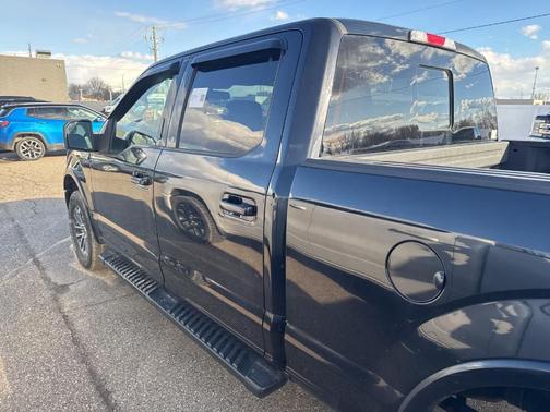 Agate Black Metallic 2019 Ford F-150 XLT