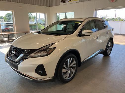 2021 Nissan Murano SL