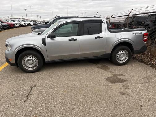 2022 Ford Maverick XL