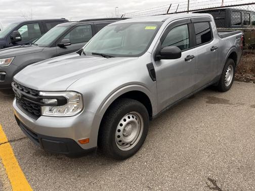 2022 Ford Maverick XL