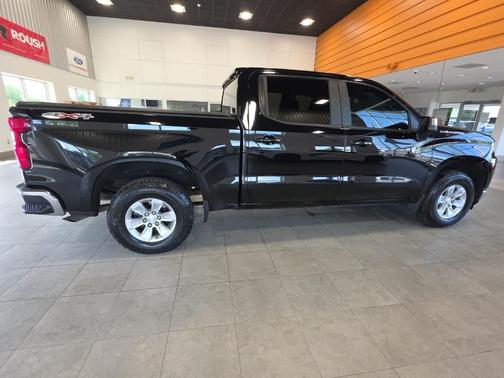 Black 2021 Chevrolet Silverado 1500 LT