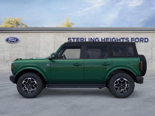 2025 Ford Bronco Outer Banks