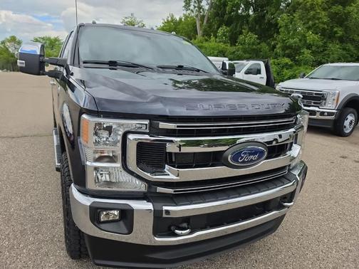 Antimatter Blue Metallic 2022 Ford F-250 XLT