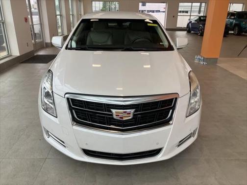 2016 Cadillac XTS Luxury Collection