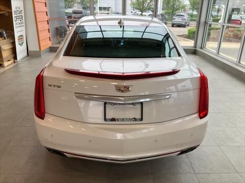 2016 Cadillac XTS Luxury Collection