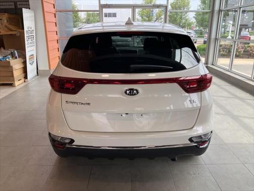 2022 Kia Sportage LX