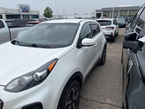 2022 Kia Sportage LX