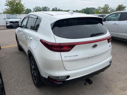 2022 Kia Sportage LX