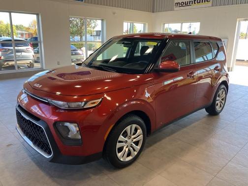 2022 Kia Soul LX