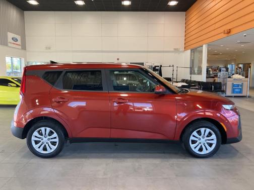 2022 Kia Soul LX