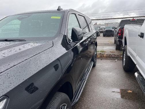 2023 Cadillac Escalade ESV Sport