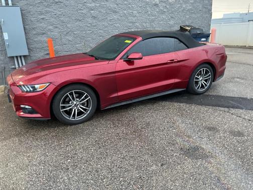 2017 Ford Mustang EcoBoost Premium