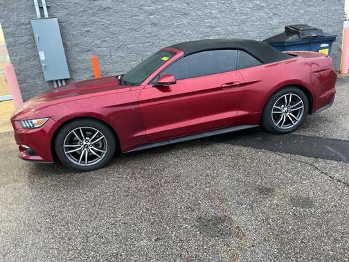 2017 Ford Mustang EcoBoost Premium