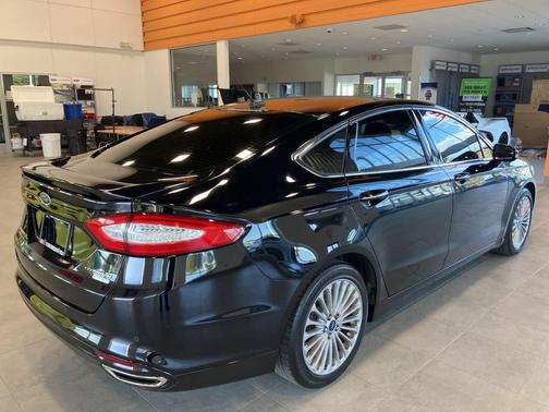 2016 Ford Fusion Titanium