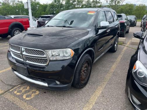 Brilliant Black Crystal Pearl 2011 Dodge Durango Citadel