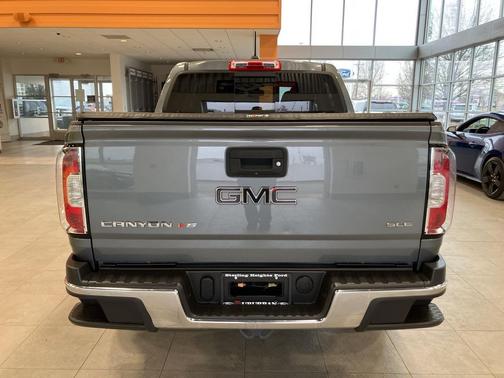 2020 GMC Canyon SLE