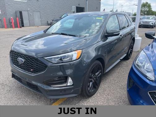 2021 Ford Edge ST