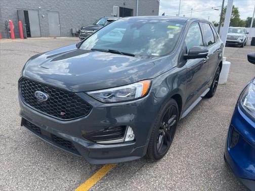 2021 Ford Edge ST