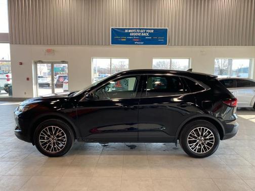 2025 Ford Escape PHEV