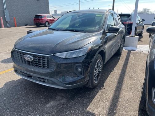 2025 Ford Escape PHEV