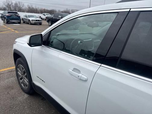 2019 GMC Acadia SLE-2