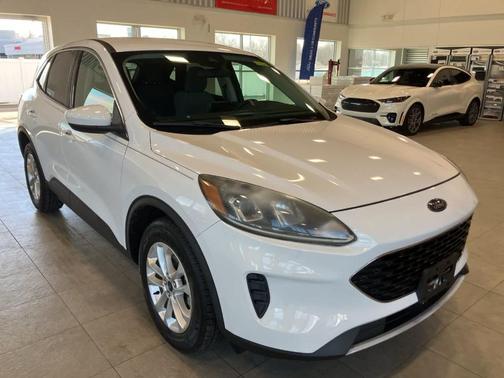 Oxford White 2020 Ford Escape SE