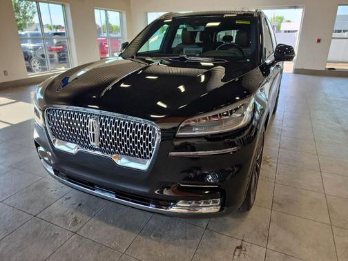 Black 2021 Lincoln Aviator Reserve AWD