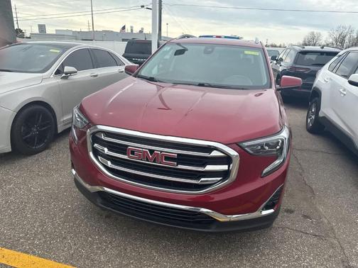 Red Quartz Tintcoat 2020 GMC Terrain SLT