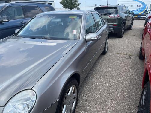 2005 Mercedes-Benz E-Class E 320 4MATIC