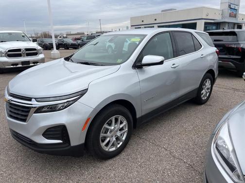 2022 Chevrolet Equinox LS