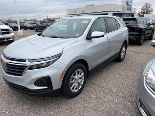 2022 Chevrolet Equinox LS