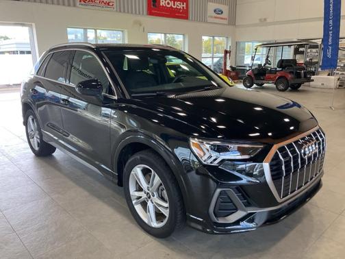 2022 Audi Q3 45 S line Premium Plus