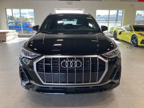 2022 Audi Q3 45 S line Premium Plus