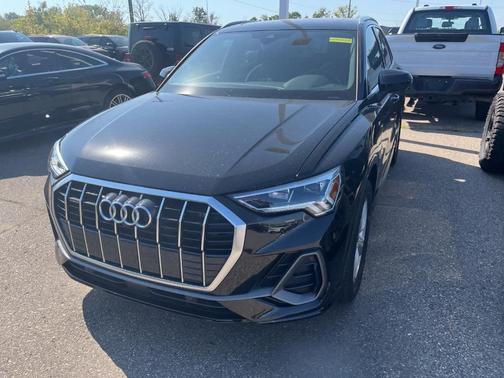 2022 Audi Q3 45 S line Premium Plus