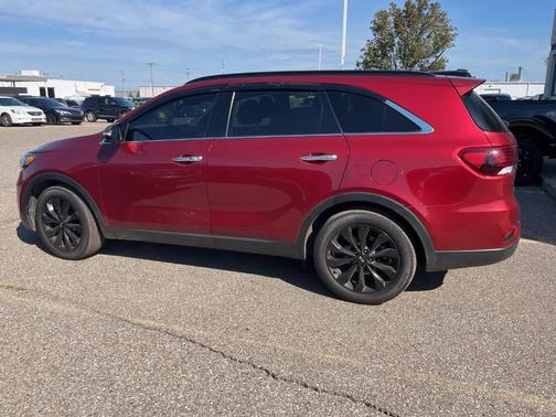 2020 Kia Sorento S V6