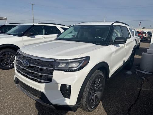 Star White 2026 Ford Explorer Active