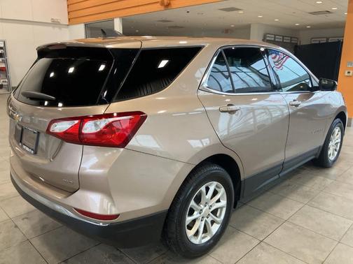 Sandy Ridge Metallic 2019 Chevrolet Equinox 1LT