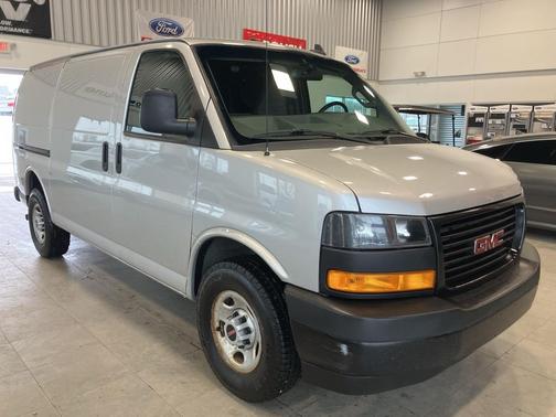 2021 GMC Savana 2500 Work Van