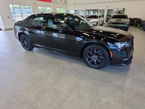 Gloss Black 2019 Chrysler 300 S