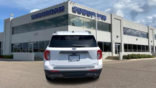 Photo 5 of 37 of 2021 Ford Explorer XLT