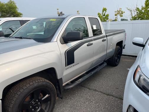 2018 Chevrolet Silverado 1500 Custom