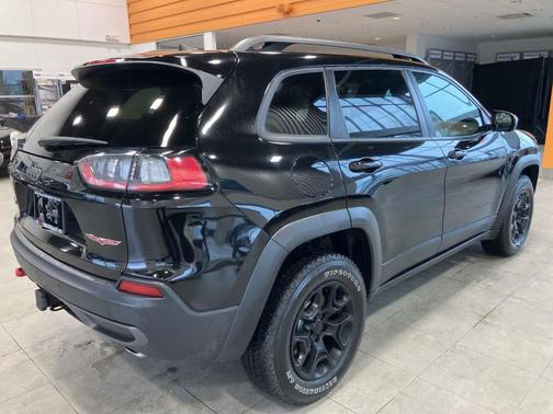 2021 Jeep Cherokee Trailhawk