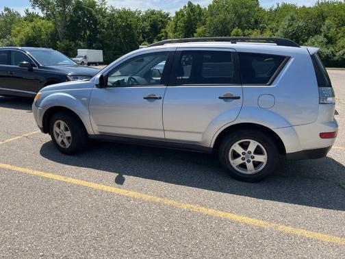 2007 Mitsubishi Outlander LS