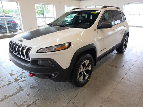 Bright White 2016 Jeep Cherokee Trailhawk