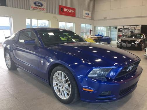 2013 Ford Mustang V6 Premium
